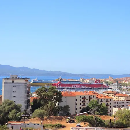 Appartamento Spacieux Vue Et Montagne En Dernier étage Avec Terrasse - Parking Et Wifi Ajaccio (Corsica)